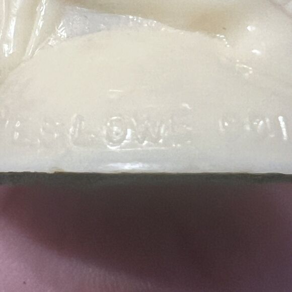 Vintage White KNIGHT E.S. Lowe Plastic Chess Piece 1 Replacement Part ONLY READ - Picture 8 of 11